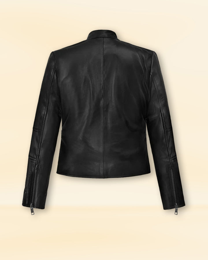Carrie-Anne Moss-inspired leather jacket in German market