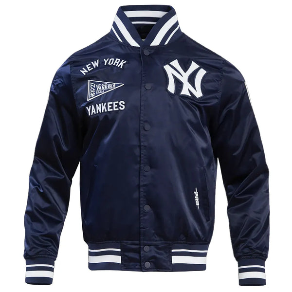 Stylish New York Yankees Classic Rib Jacket in Action in USA