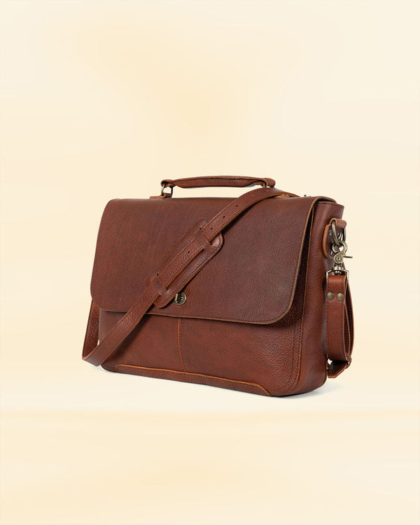 A front and back view of our leather laptop messenger bag, showing its functionality and design for the American market
