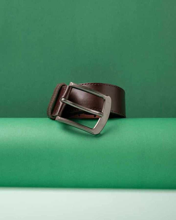 Timeless and Versatile Brown Leather Belt for Men in American market