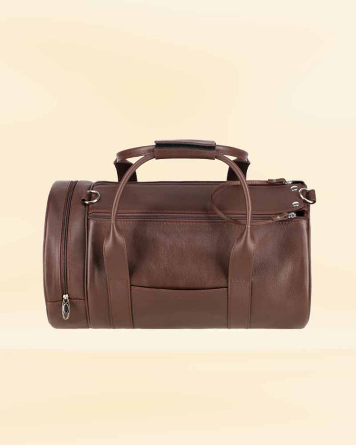Vintage-style leather travel bag in UK