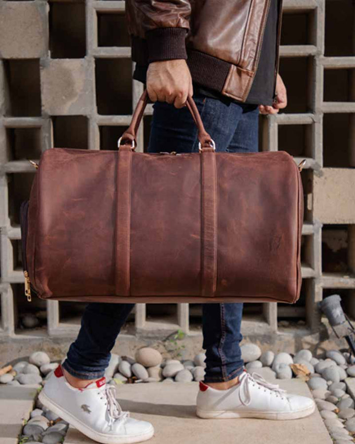 Vintage-inspired Brown Leather Travel Bag in USA market'