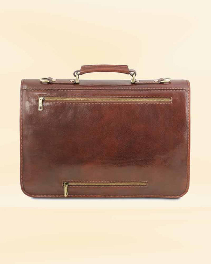 Vintage-inspired Palermo leather messenger bag for a retro look