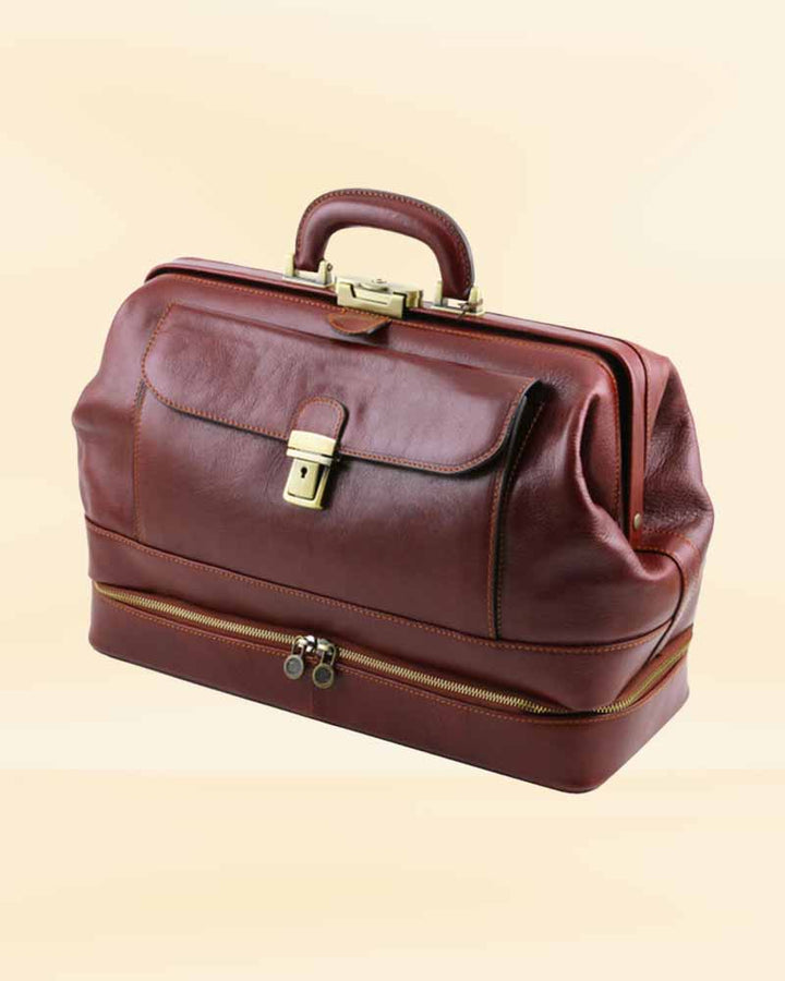 Giotto leather doctor bag with comfortable padded shoulder strap