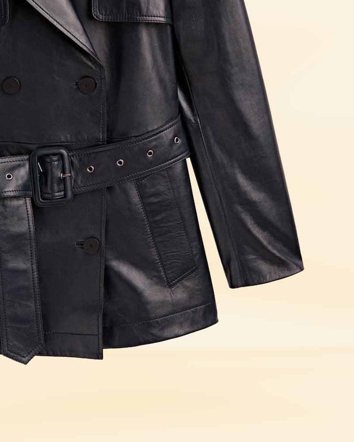 Stylish Cropped Nappa Leather Trench Coat for Women